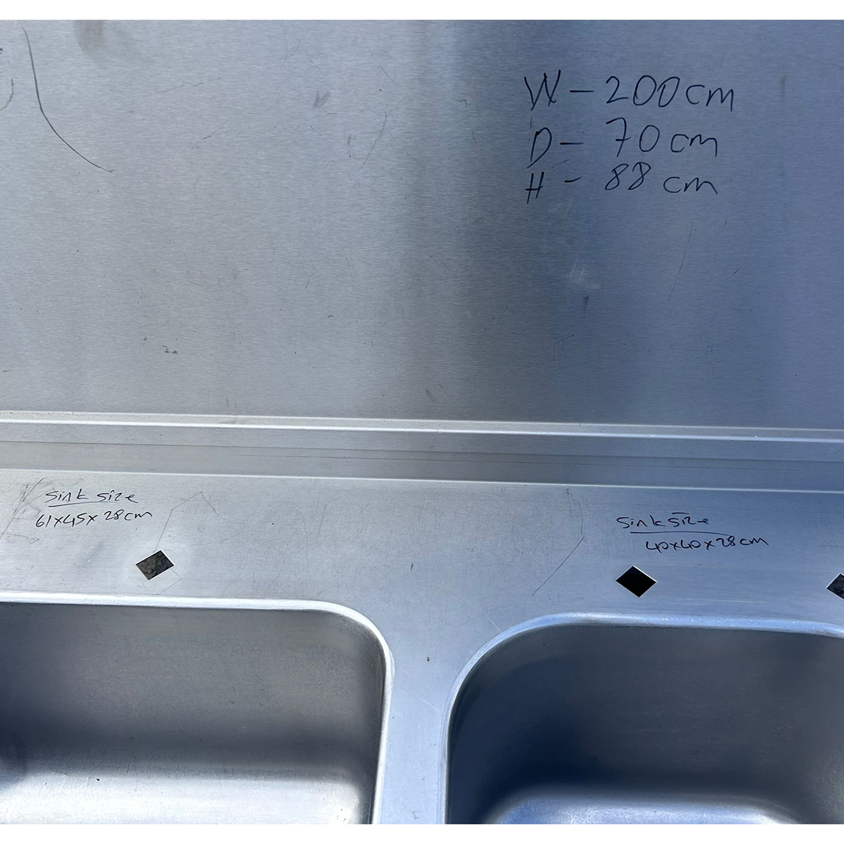 Double Bowl 200x70x88 cm Sink - Used