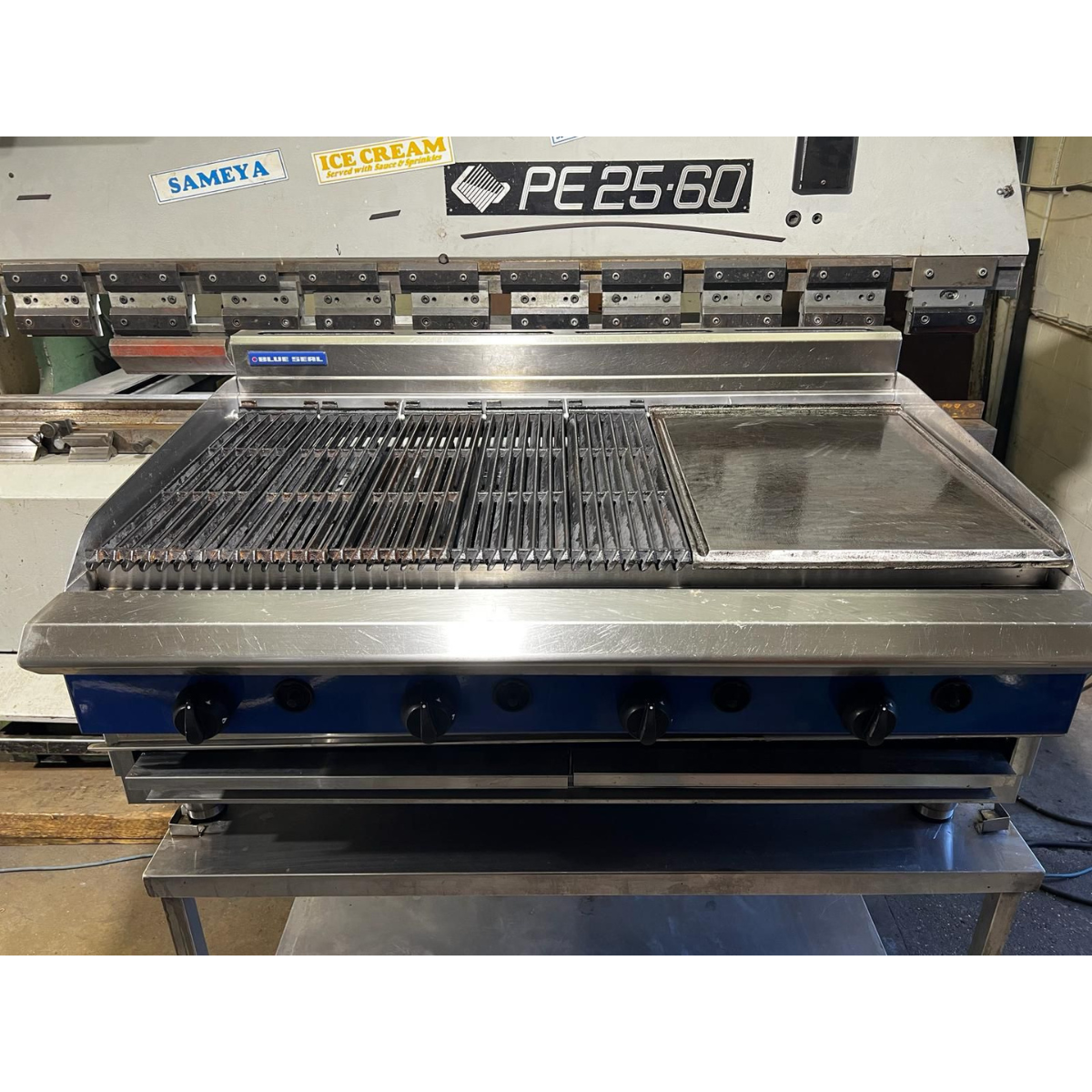 Blue seal 4 burner Gas Chargrill 120cm with Stand Refurbished