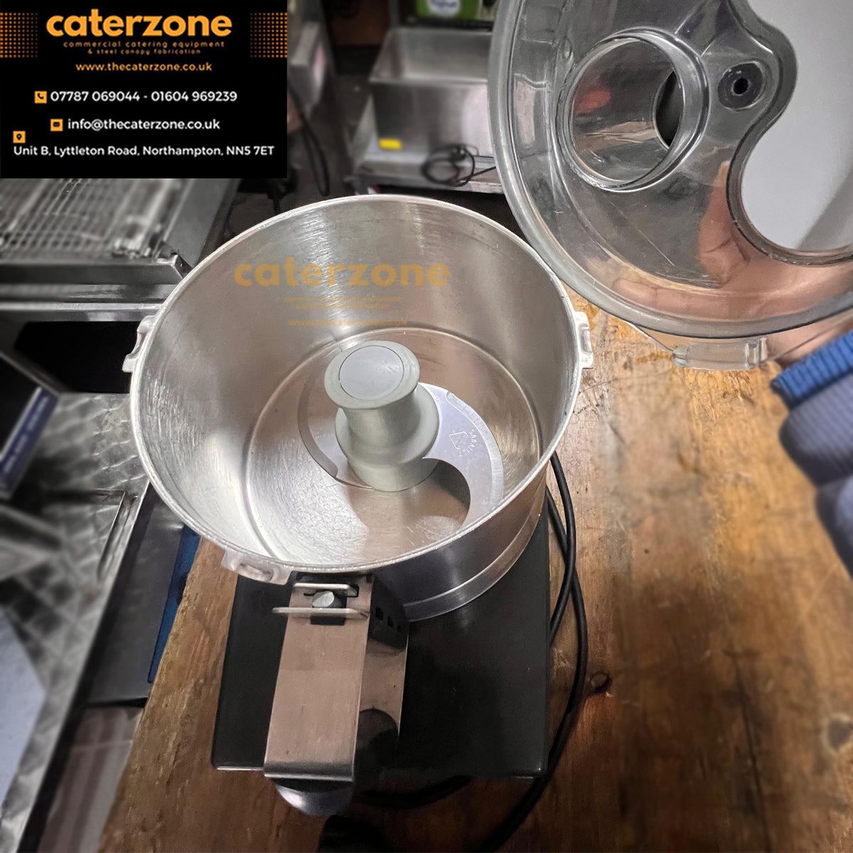 Robot Coupe R2 Cutter Mixer vegetable cutter– Fitted with Feed Tube Attachment-REFURBISHED