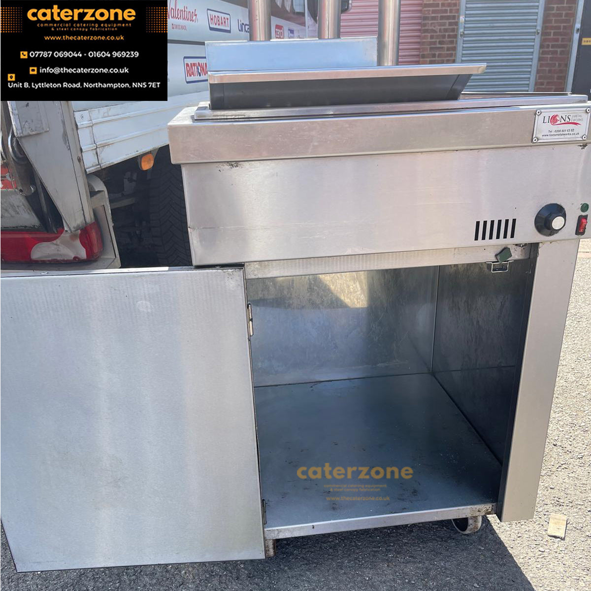 Lions Freestanding Chips Dump/ Scuttle-Refurbished