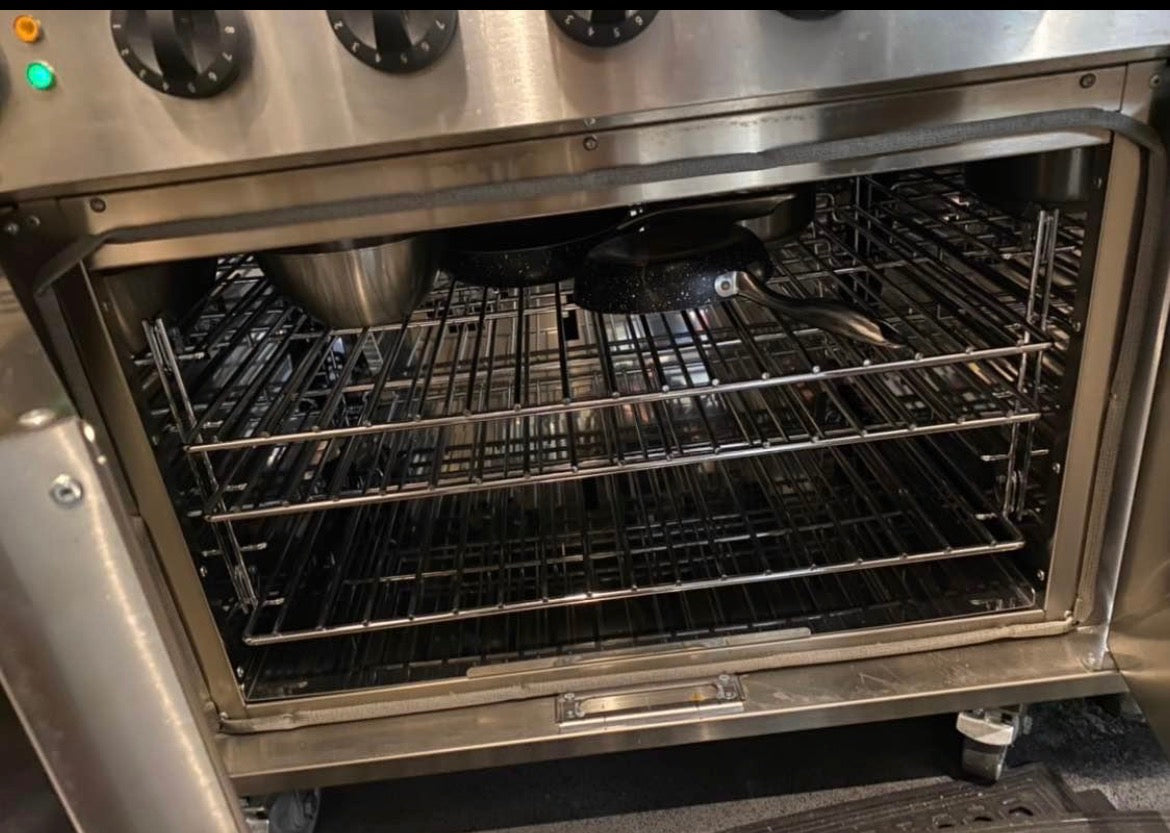 Lincat Phoenix Induction Range – Three Phase | Powerful Commercial Cooker Refurbished