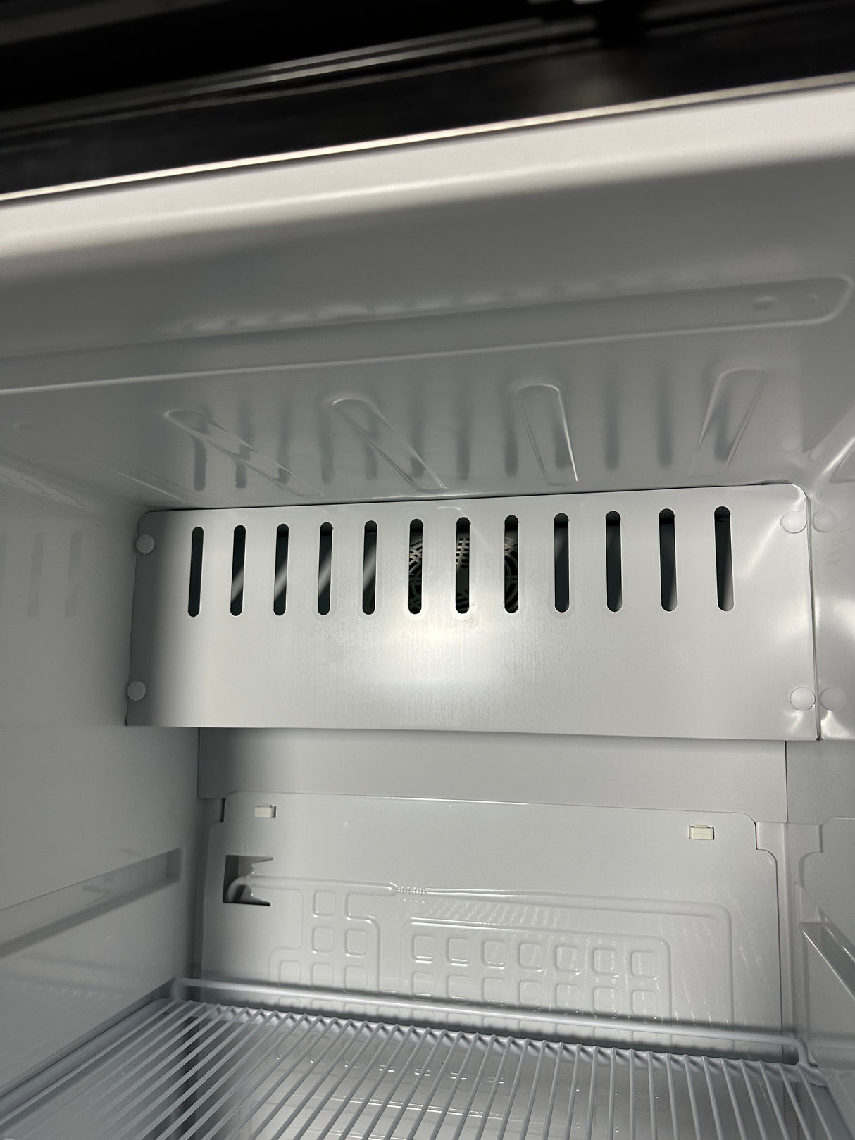 Commercial Catering Equipment - Refrigerator Ss 1 Door 400 L