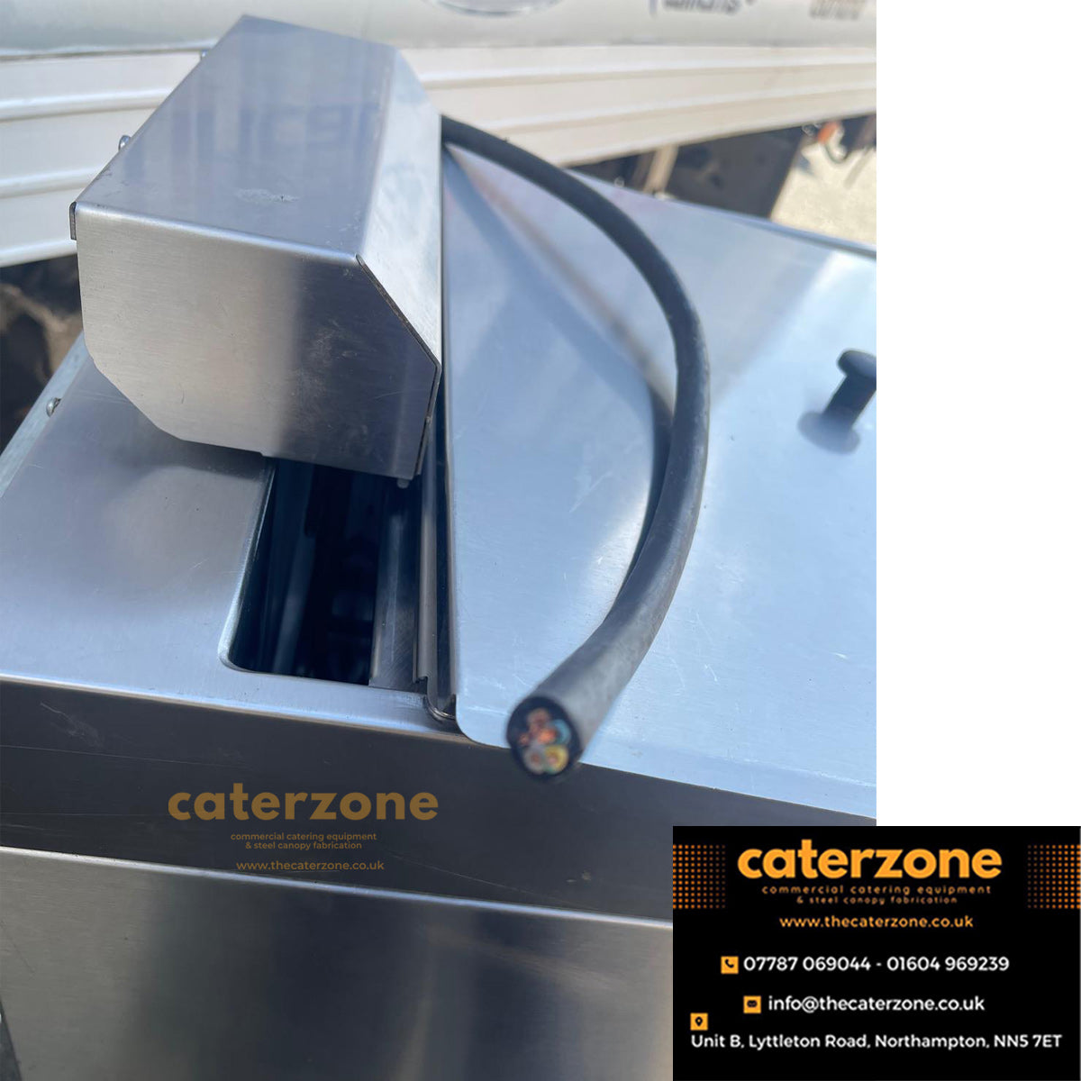 Lincat 3 phase single tank double basket fryer -REFURBISHED