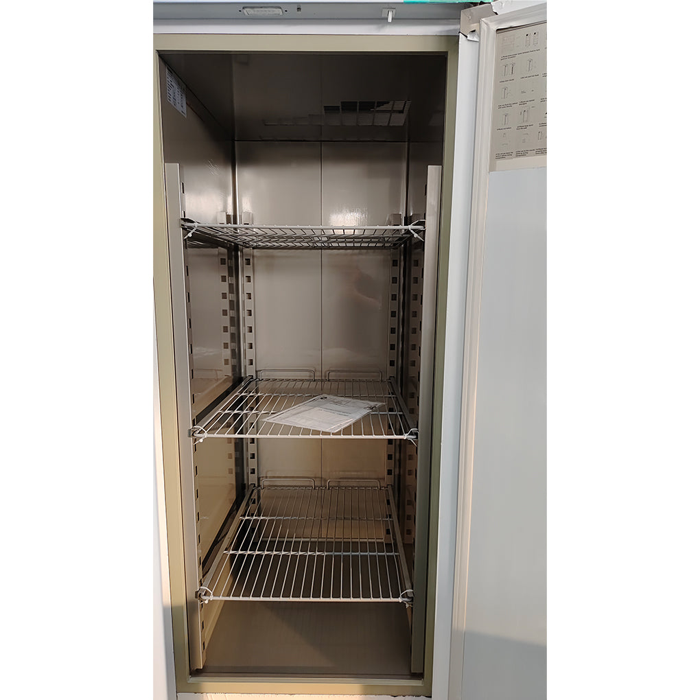 W-221006 - Upright Single Door Freezer - 415 L (GN600BT)