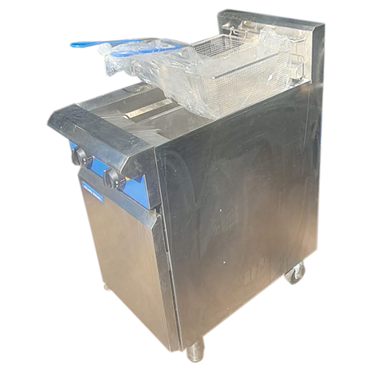 Refurbished Blue Seal E44 Twin Tank Electric Fryer 3 Phase – 2x12Ltr, High Output, Stainless Steel