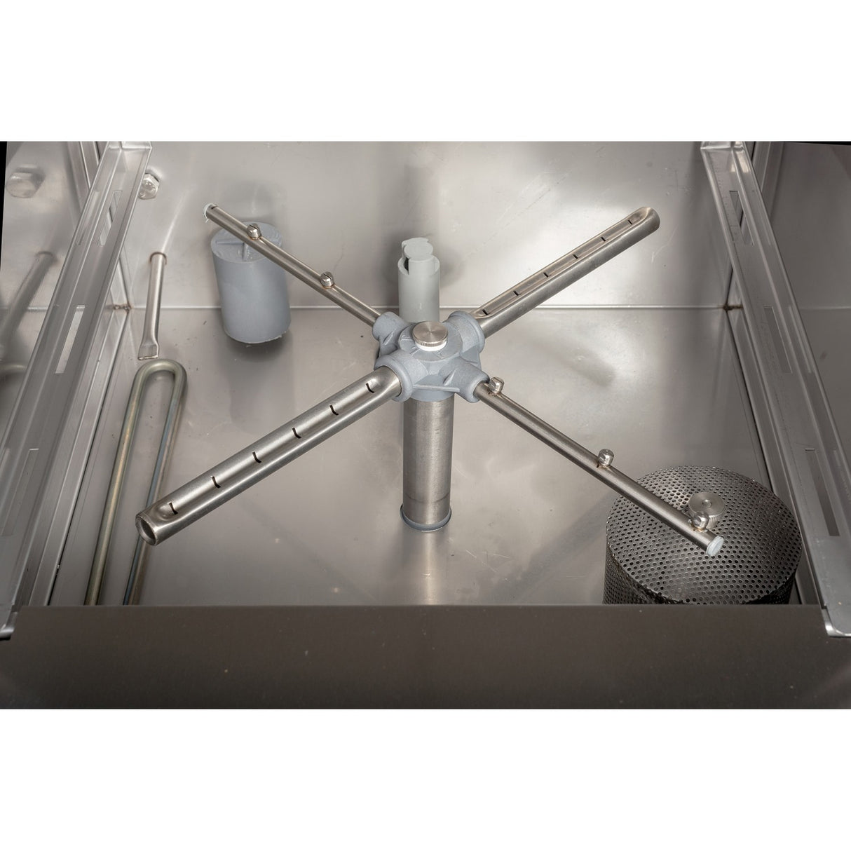 Commercial Undercounter Dishwasher With 500mm Basket R Rinse &Amp; Detergent Pump | Evw22 Made In Europe