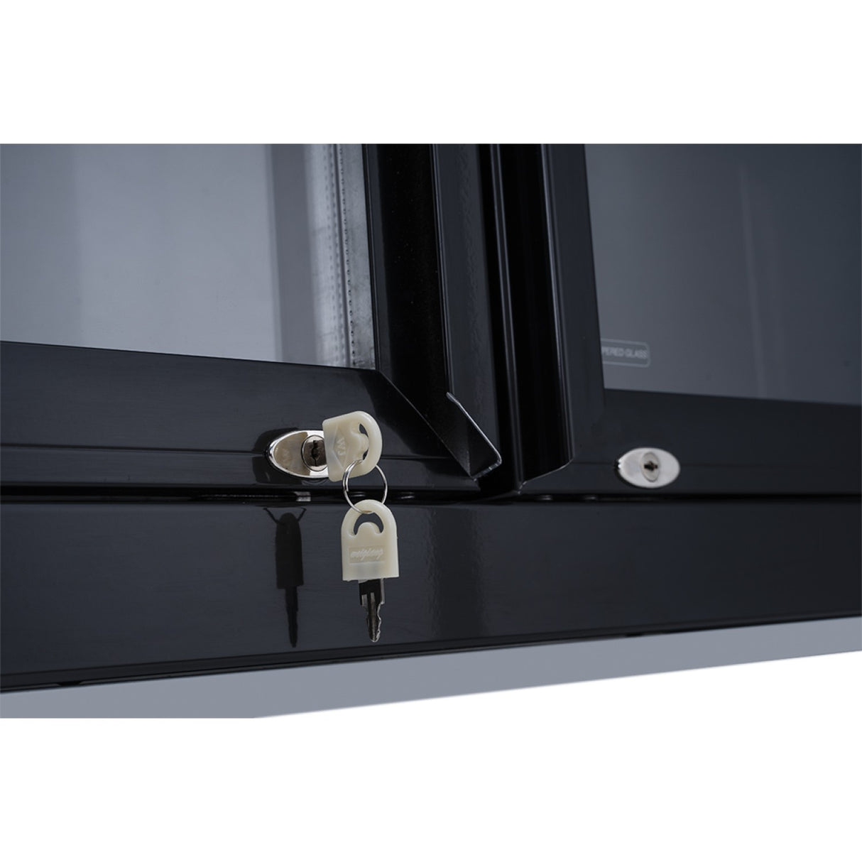 Commercial Bottle Cooler Upright 773 Litres Fan Cooling Twin Hinged Doors Black | Lg805 Ablack