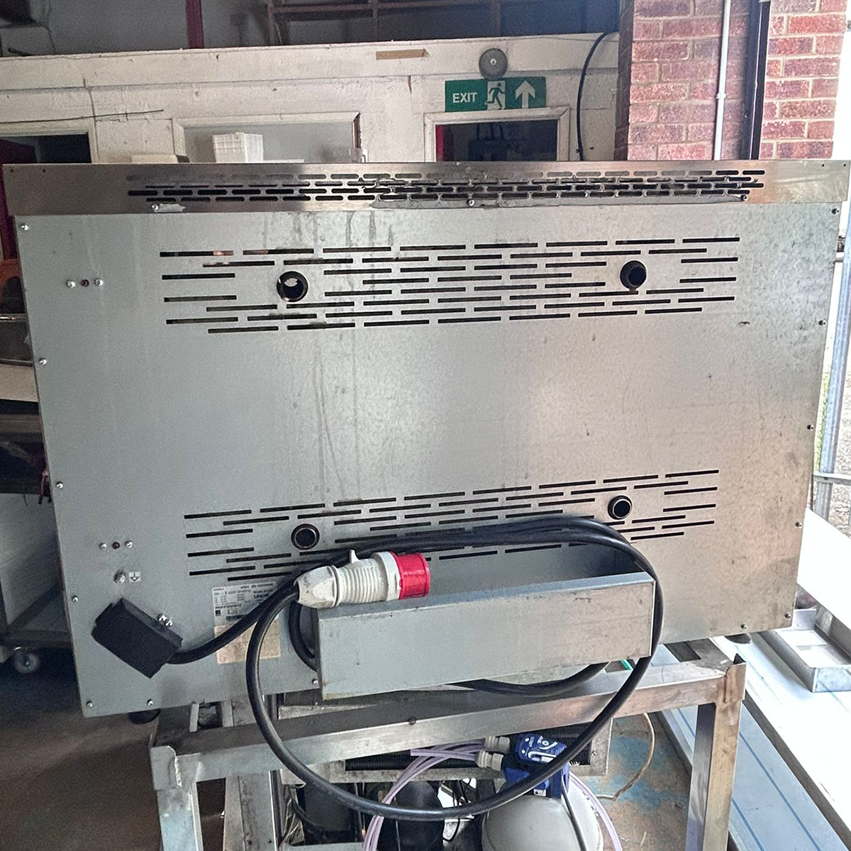 Lincat Double Deck Electric 3P Pizza Oven 97x90x68cm - Refurbished