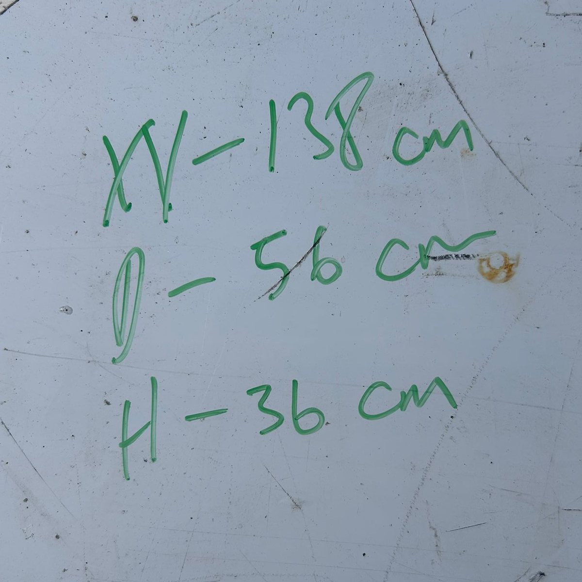 Low Table 138x56x36cm - Used