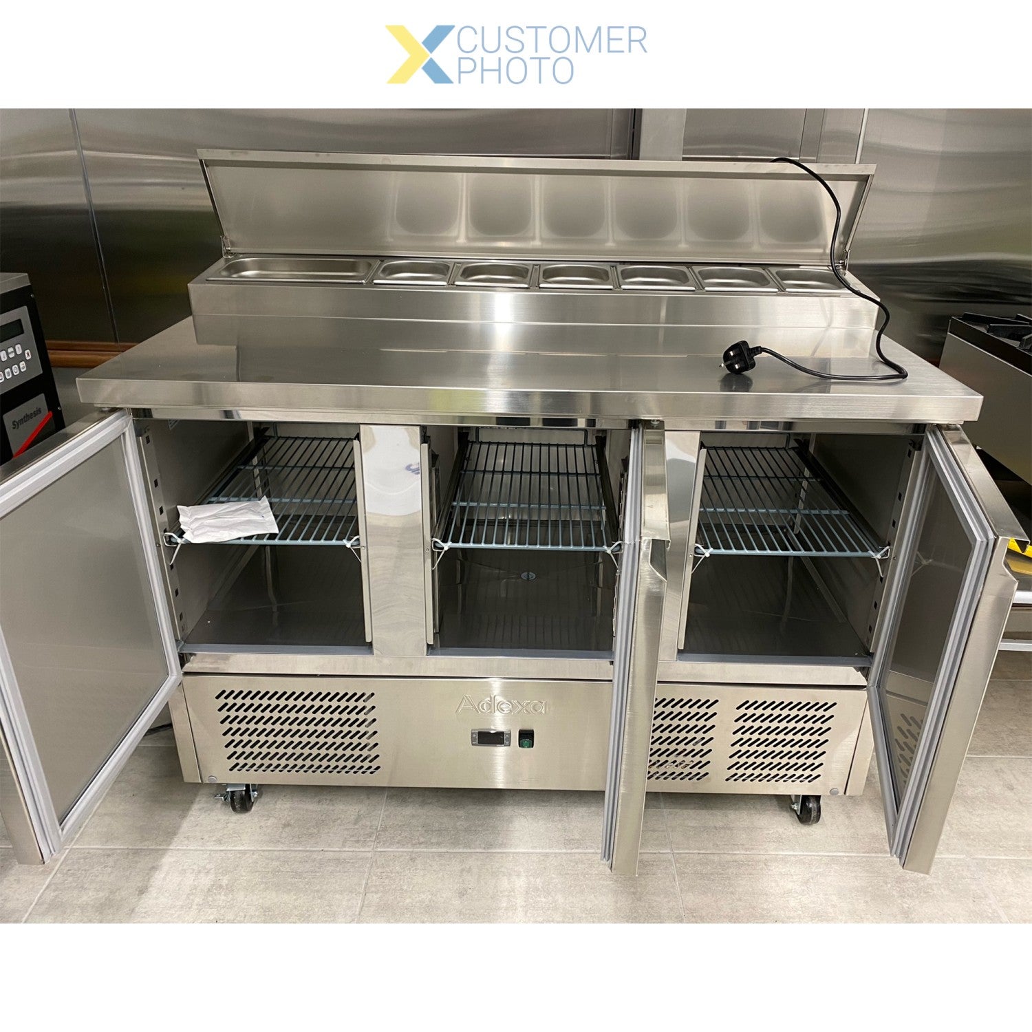 Refrigerated Prep Table 3 Doors Sandwich Top 8x Gn1/6 |  P33