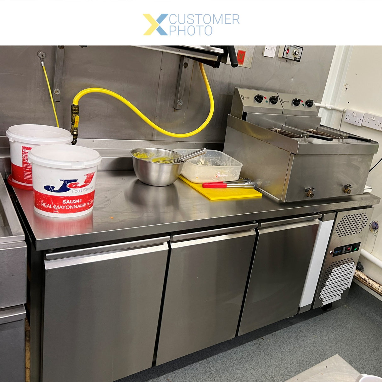 Professional Refrigerated Counter 3 Doors Depth 600mm | Thsnack3100 Tn