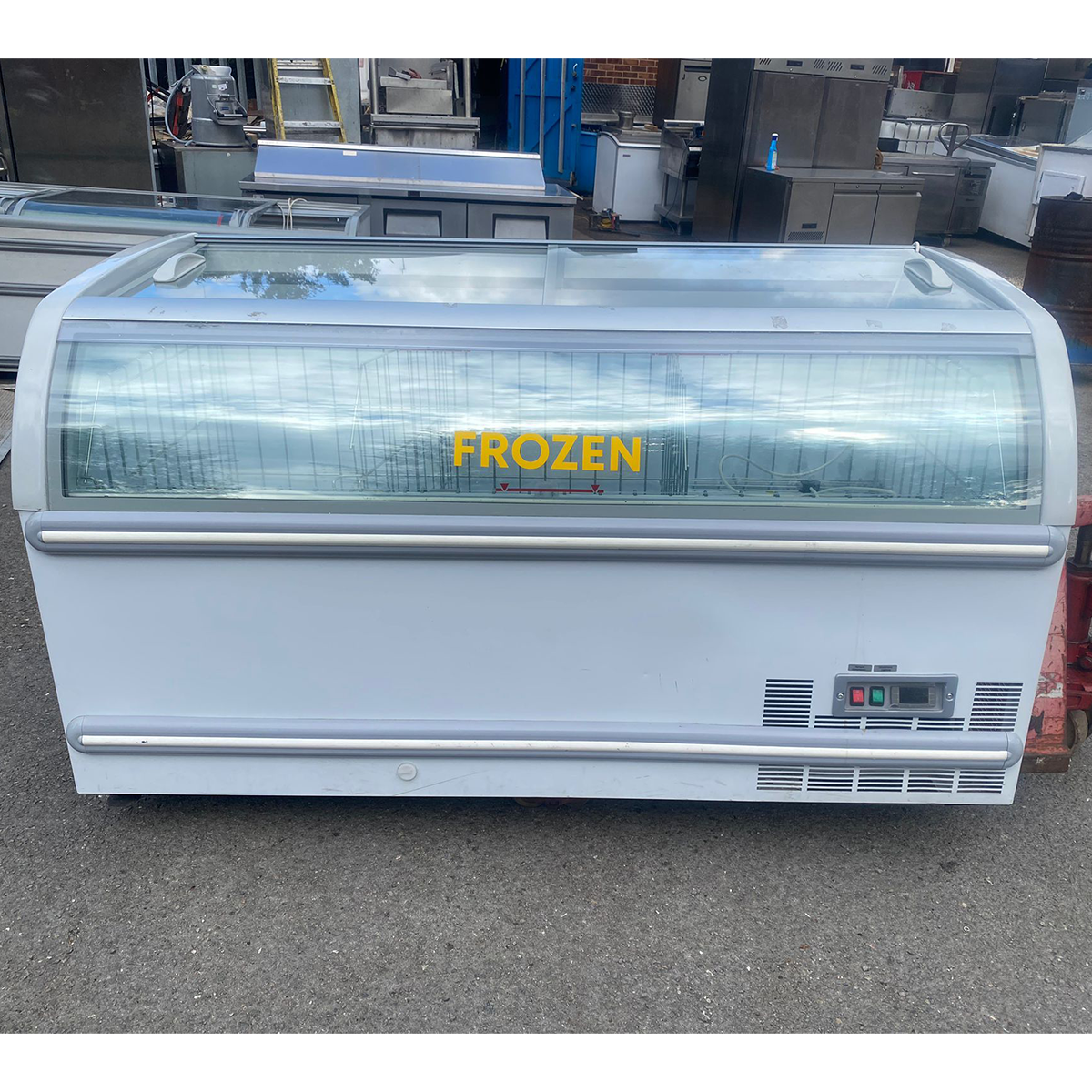 Display Chest Freezer Sliding Door 700LT W170xD86xH91cm - Refurbished