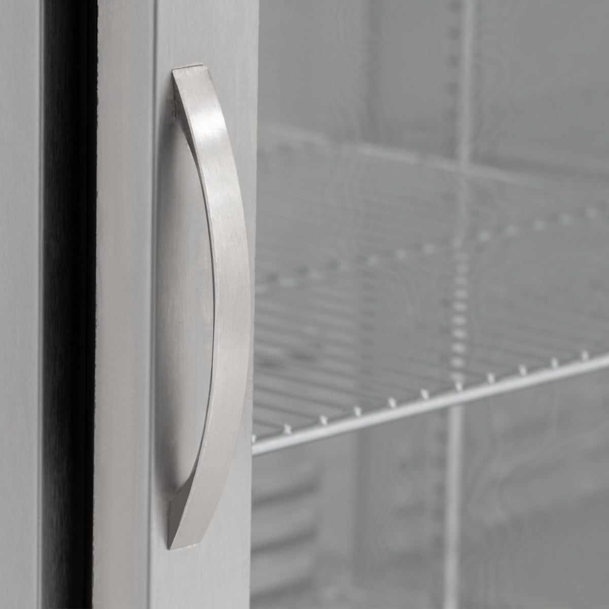 Graded 02223 Upright Single Hinged Glass Door Bottle Cooler