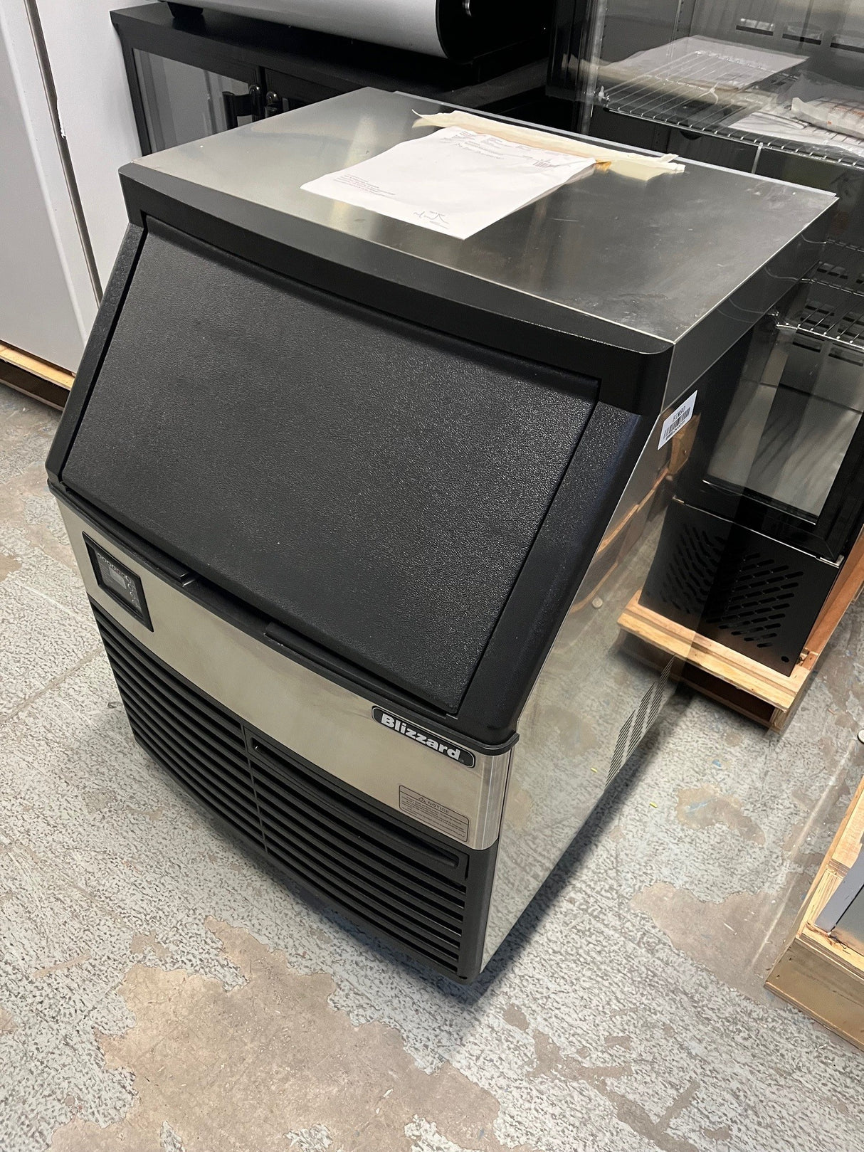 90kg Integral Ice Maker