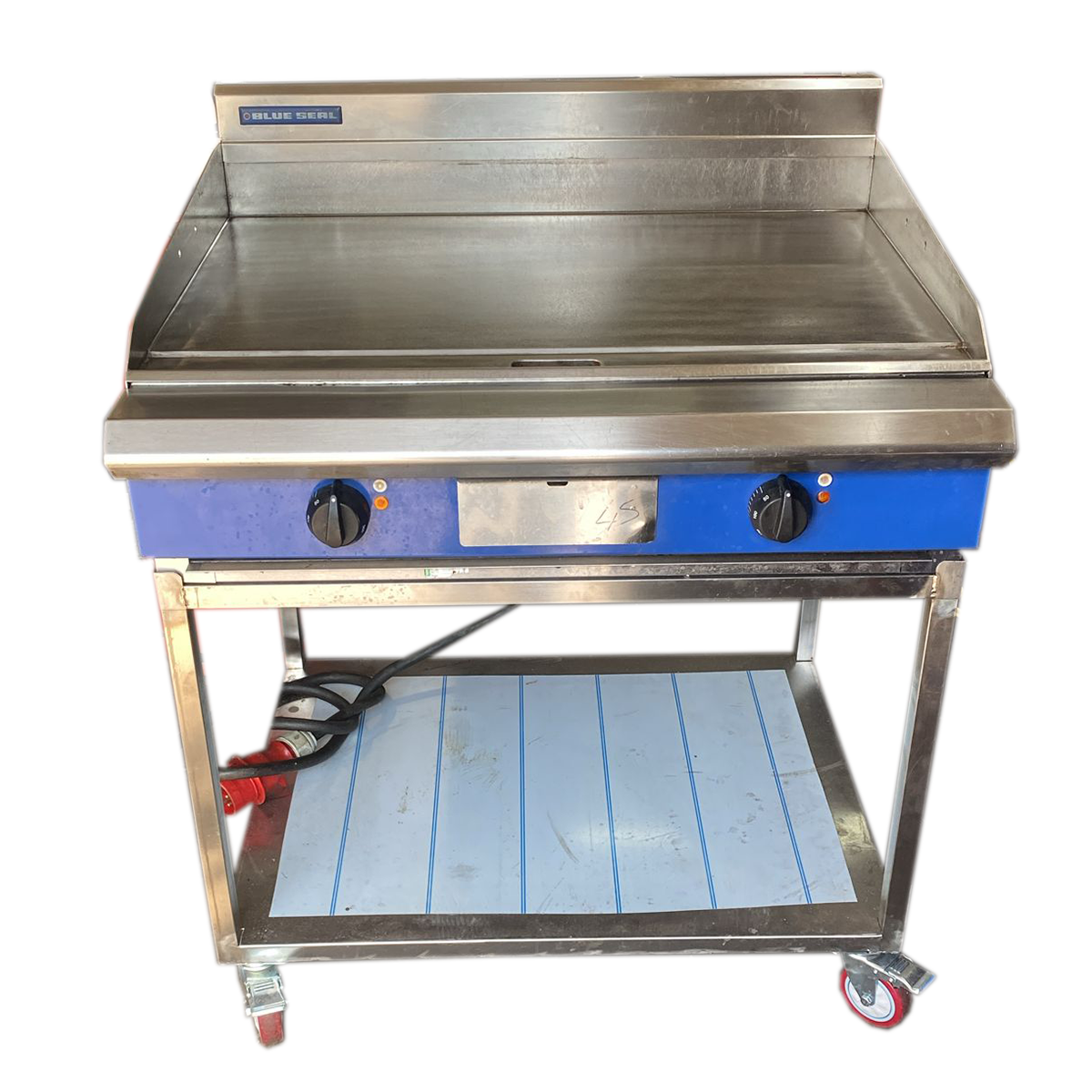 Blue Seal Griddle with Table 3P Electric 90x81cm - Refurbished