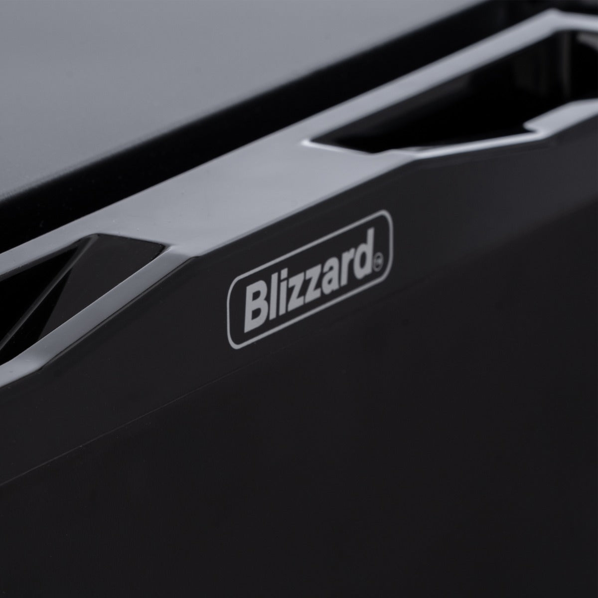 Single Solid Door Mini Bar