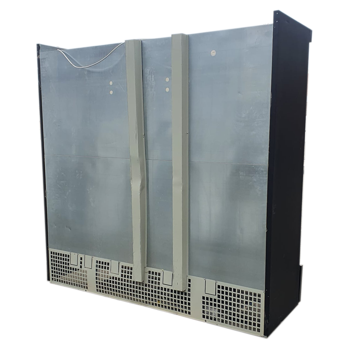 Glass 3 Door Bottle Fridge 205x68x202cm - Refurbished