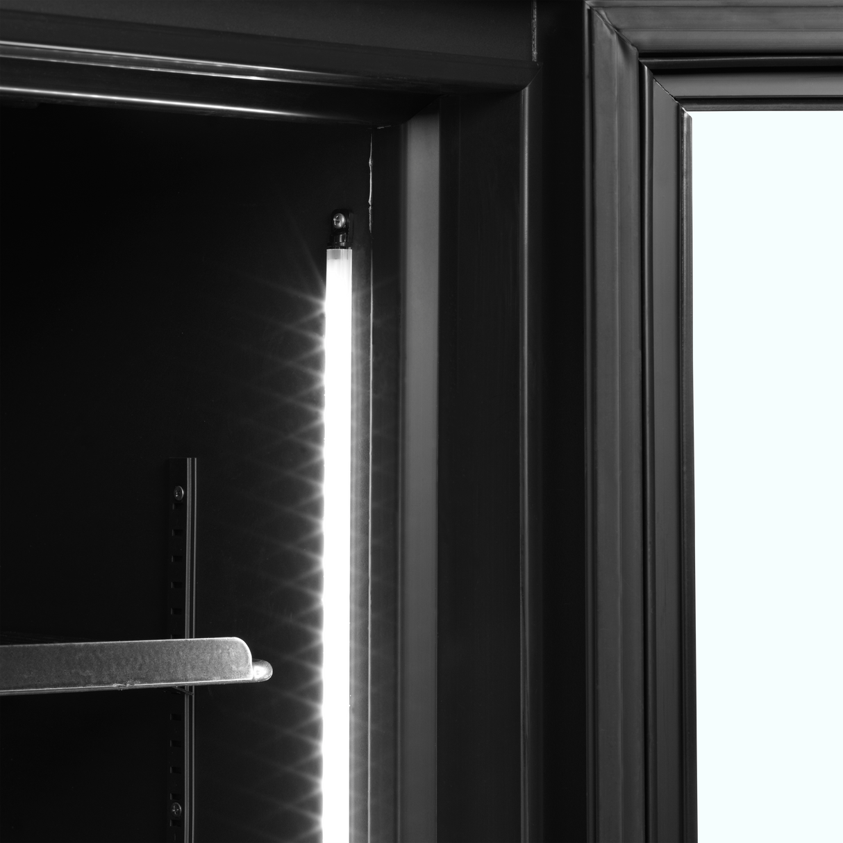 TEFCOLD - Glass Door Merchandiser - FSC1200H BLACK