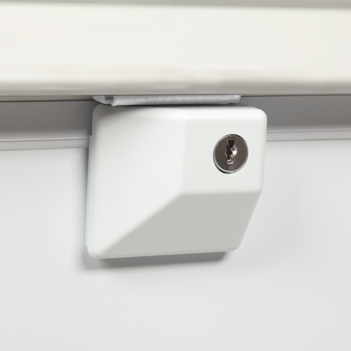 TEFCOLD - Hinged Glass Lid Chest Freezer - ST401