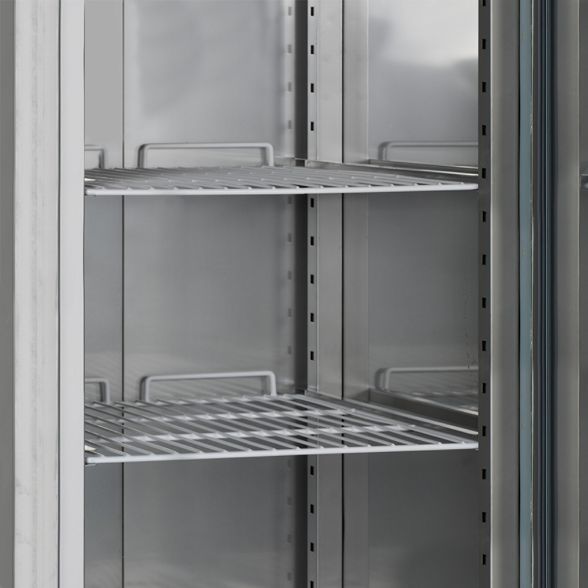 - - Gastronorm Uprigth Freezer - RF1420X1