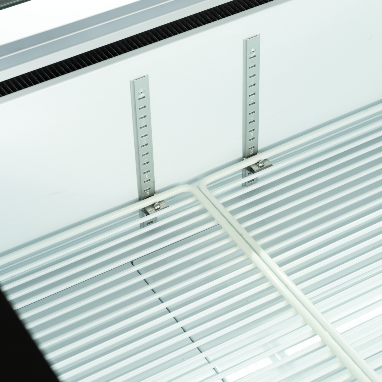 - - Impulse Chiller/Freezer - UHD201 /Black