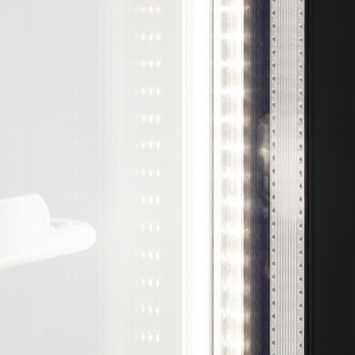 TEFCOLD - Glass Door Merchandiser - FS890H