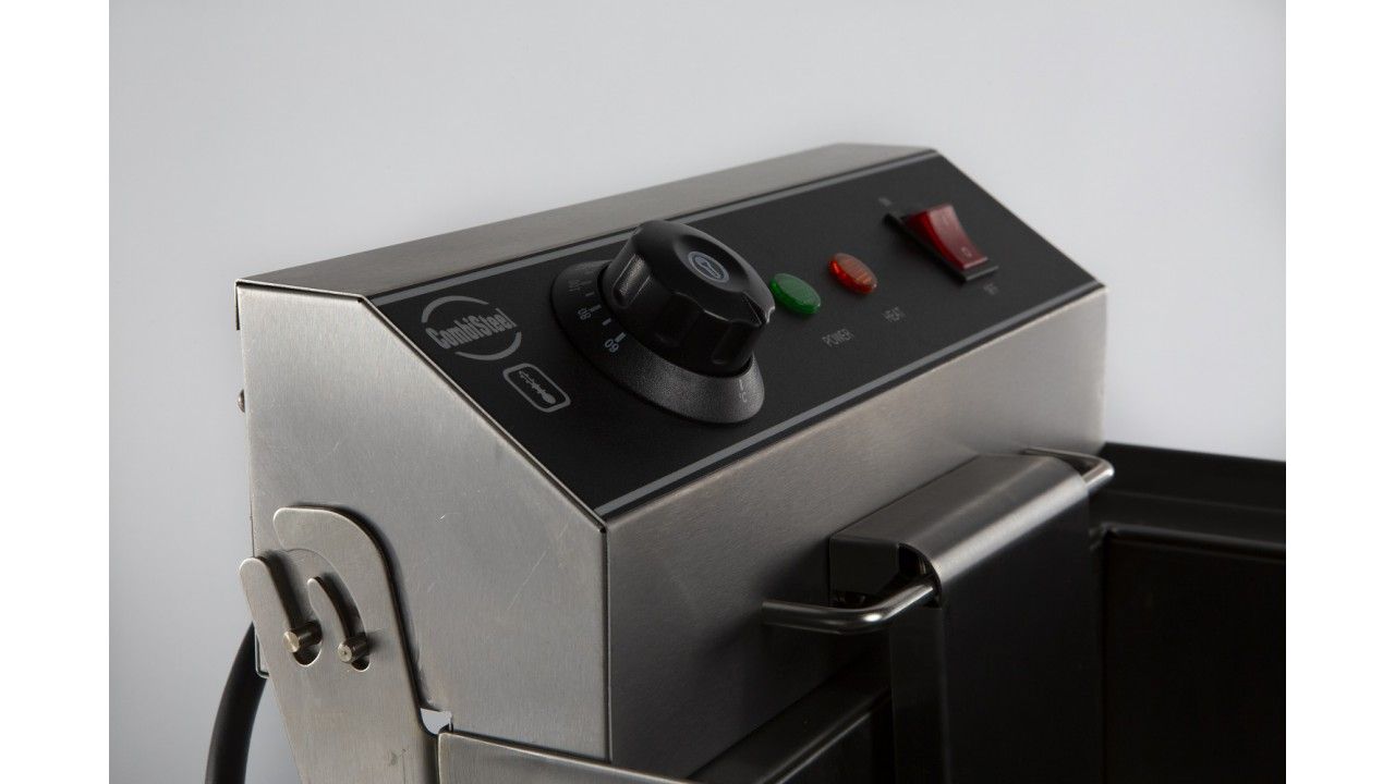 Upgrade Your Cooking Game with the Combisteel 8-Litre Single Tank Electric Countertop Fryer - Model 7455.1000