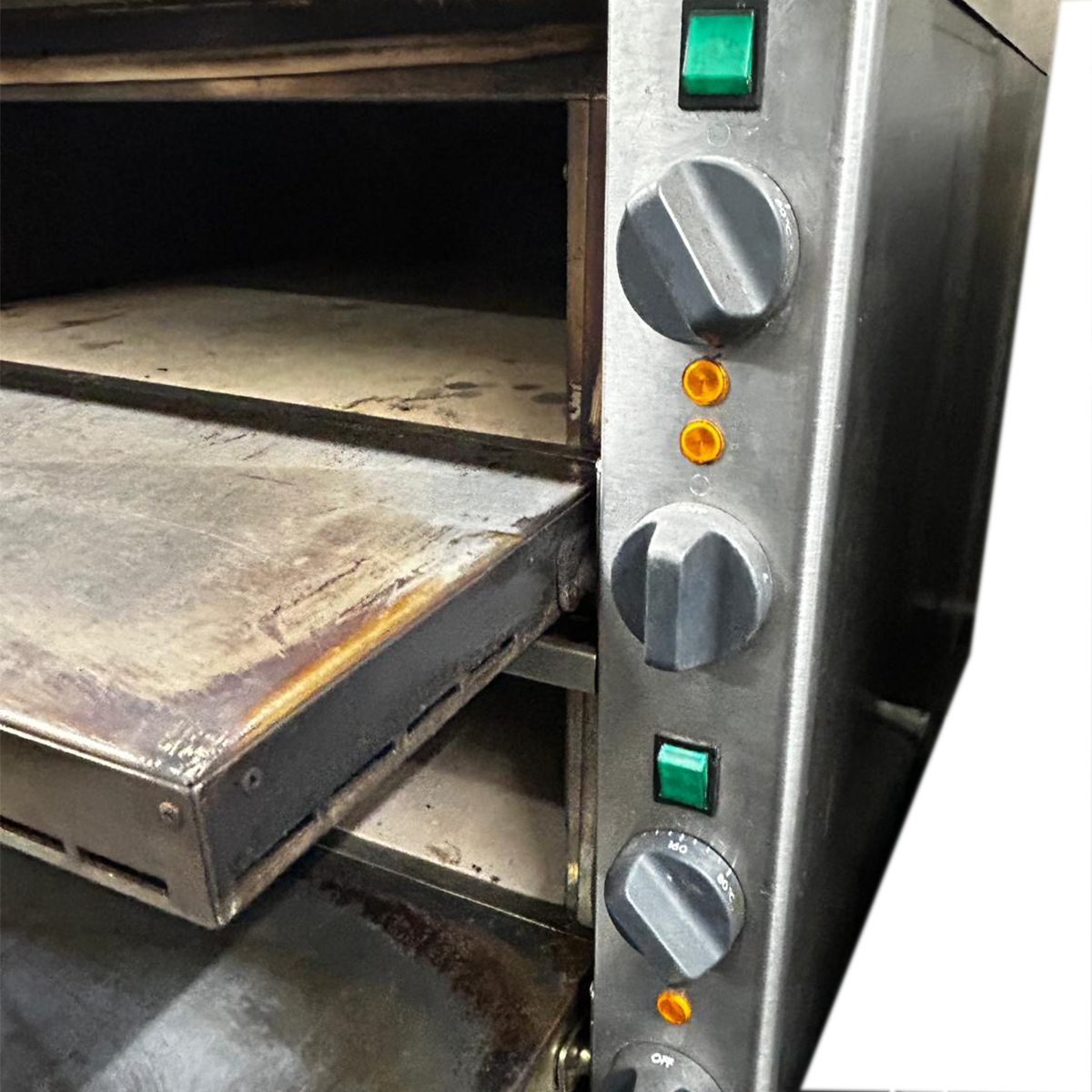 Lincat Double Deck Electric Pizza Oven - Refurbished