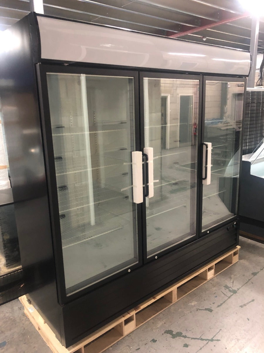 Graded 01122 Gdf1800 Triple Hinged Glass Door Freezer Display Merchandiser