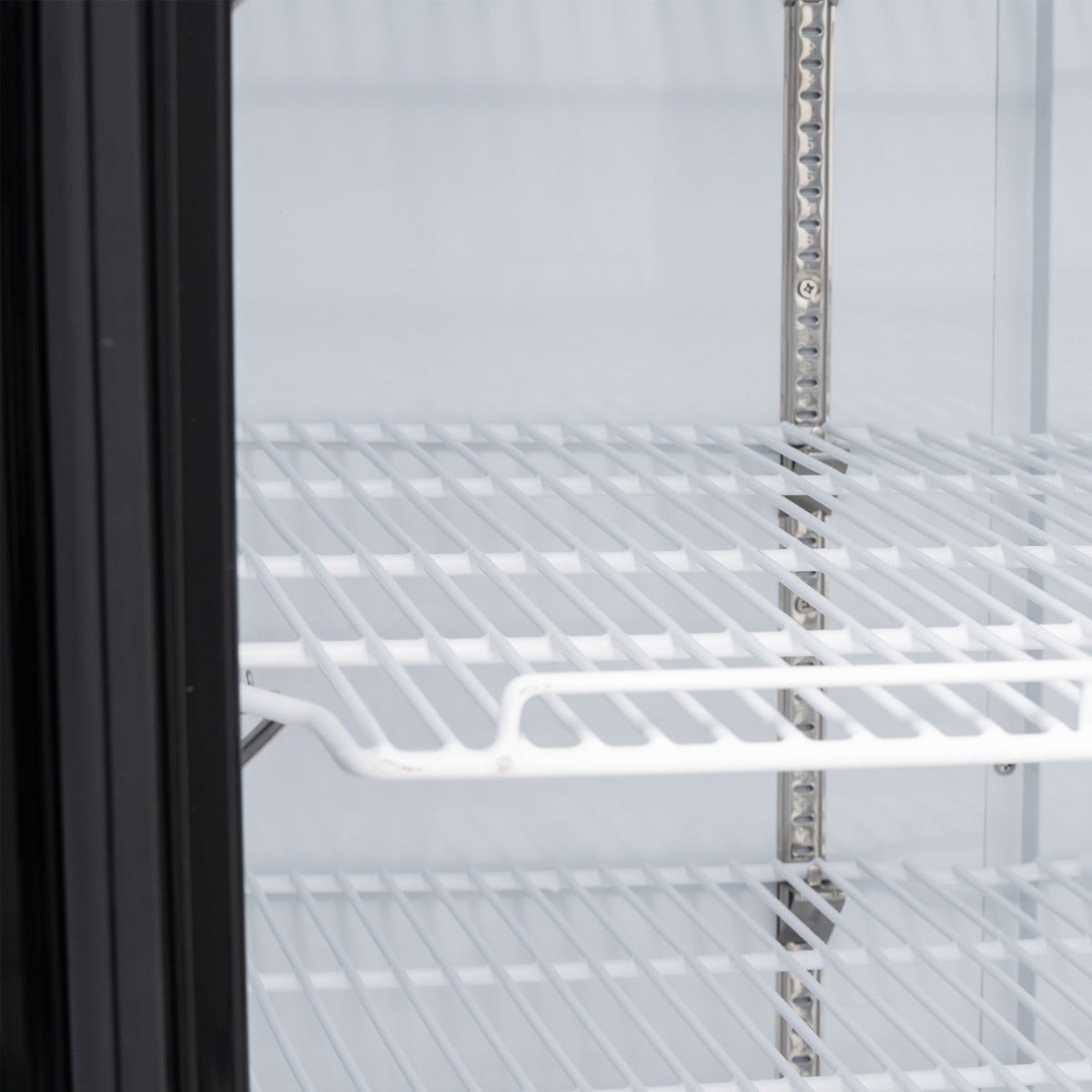 630 L Double Hinged Glass Door Display Merchandiser