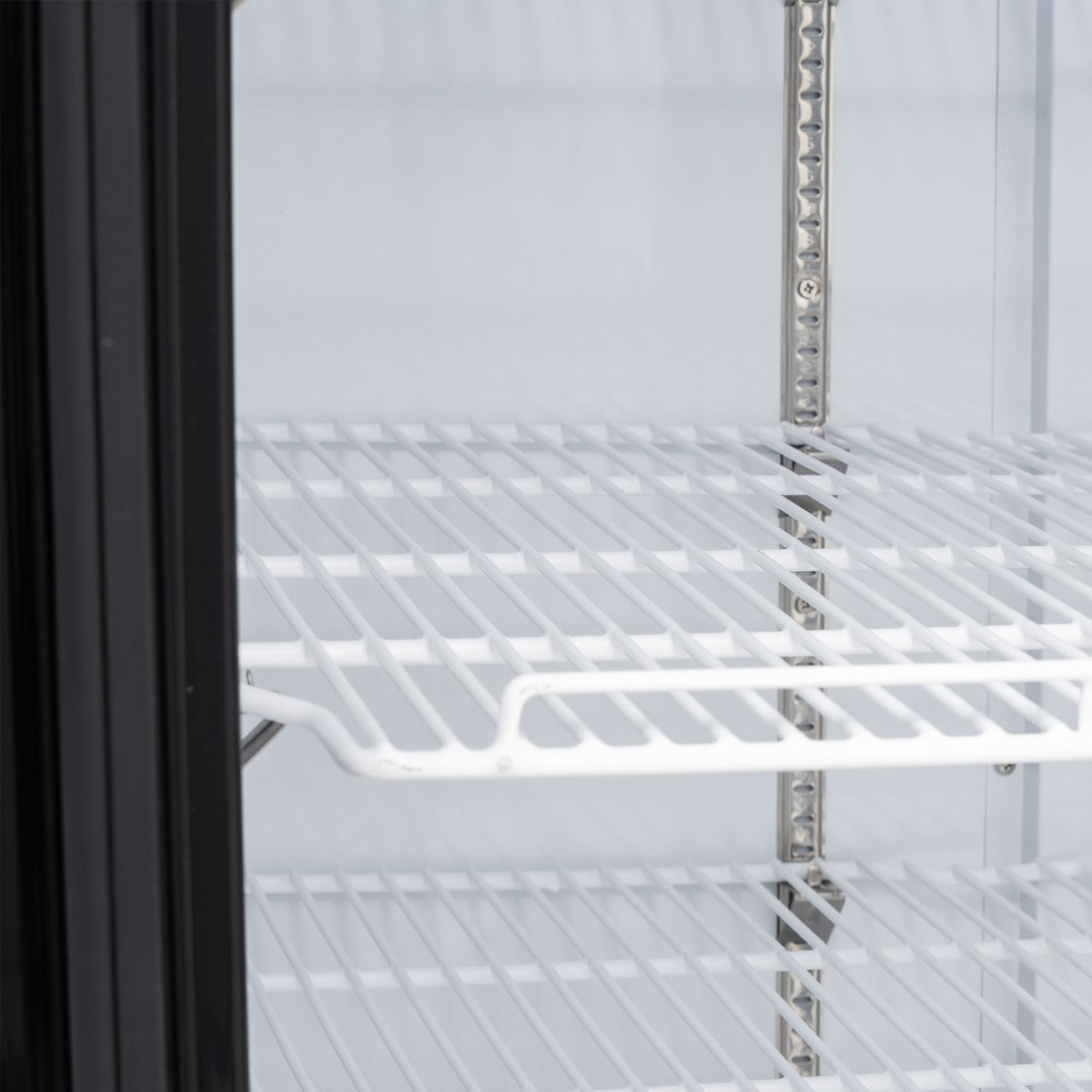 Graded 01065 Gd900 900 L Double Hinged Glass Door Display Merchandiser