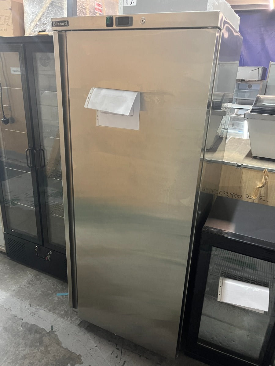 Upright 533 L Single Hinged Door Freezer