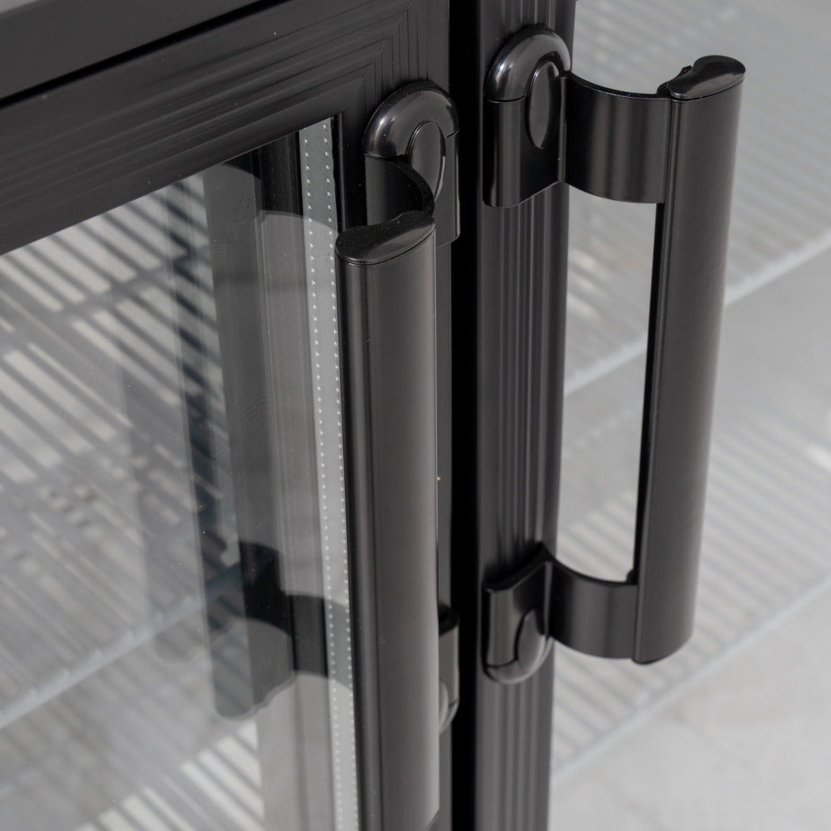 Triple Hinged Glass Door Bottle Cooler