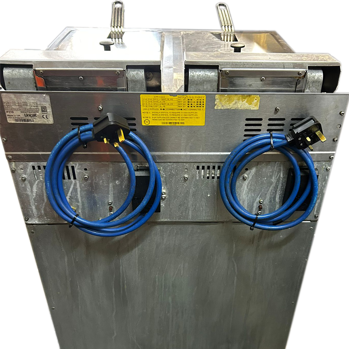 Lincat Twin Tank Twin Basket Free Standing Electric Fryer - Refurbished