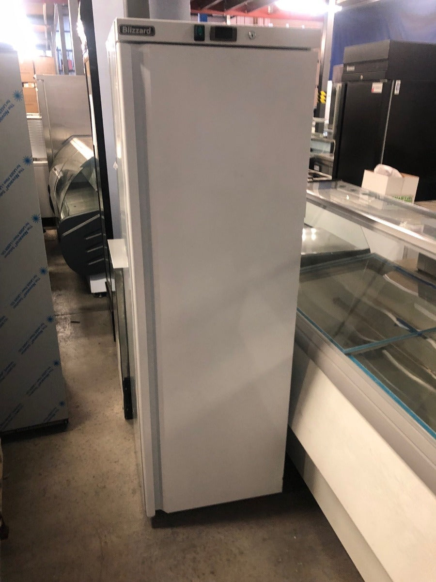 Graded 02049 Upright 320 L Single Hinged Door Freezer