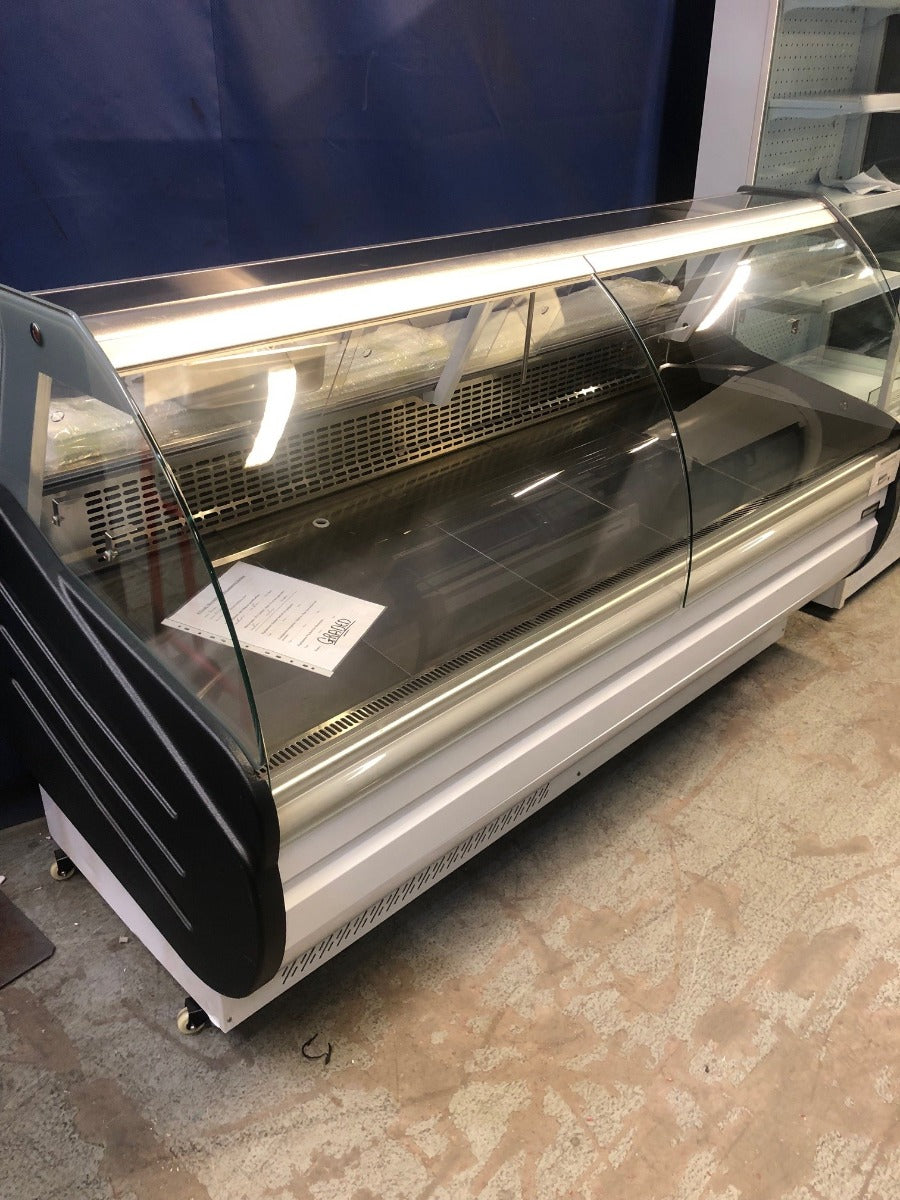 Graded 02190 2m Curved Glass Serve Over Counter