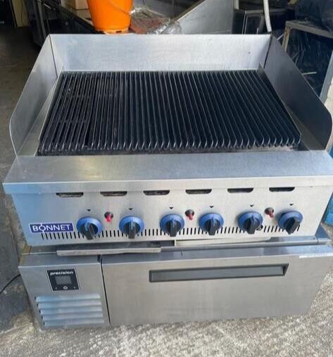 Bonnet 6 Burner Chargrill Natural Gas Peri Peri Grill with Low Bench Fridge