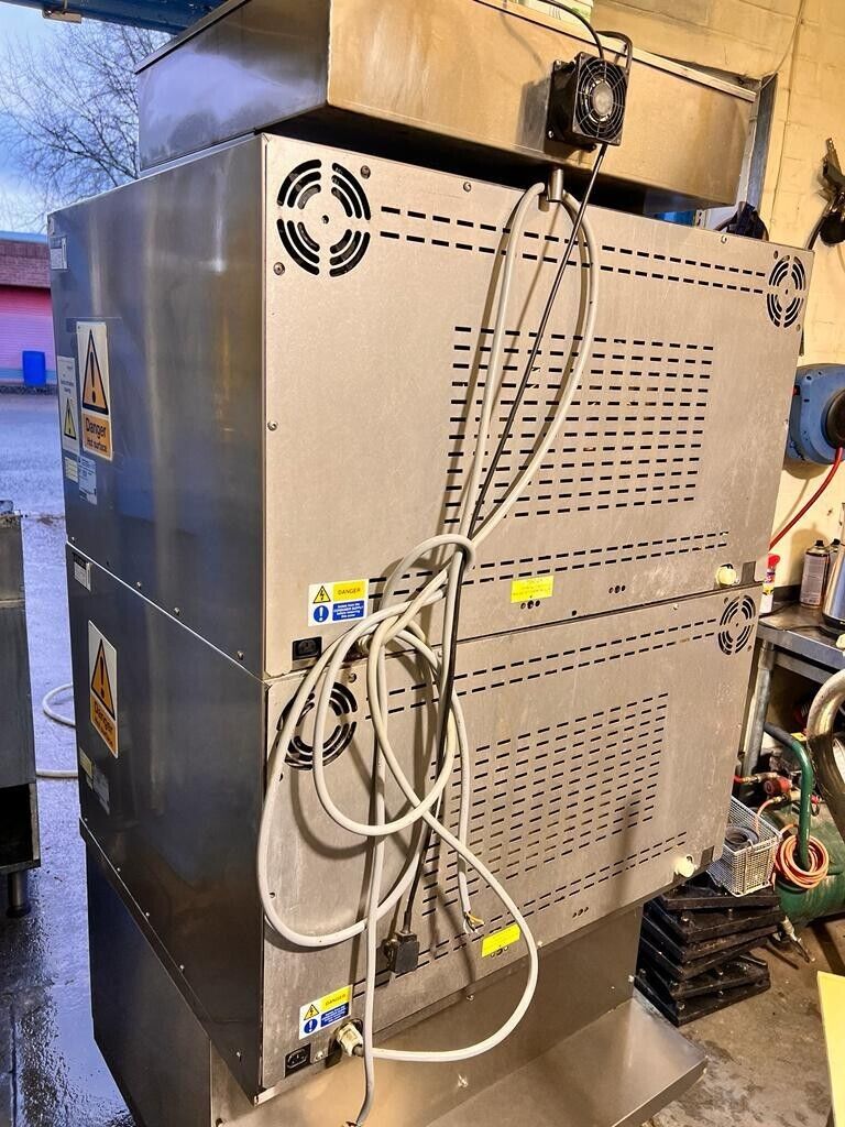 2x Mono Eco Touch Oven 2x5 Tray 3phase with Certificate Excellent Condition