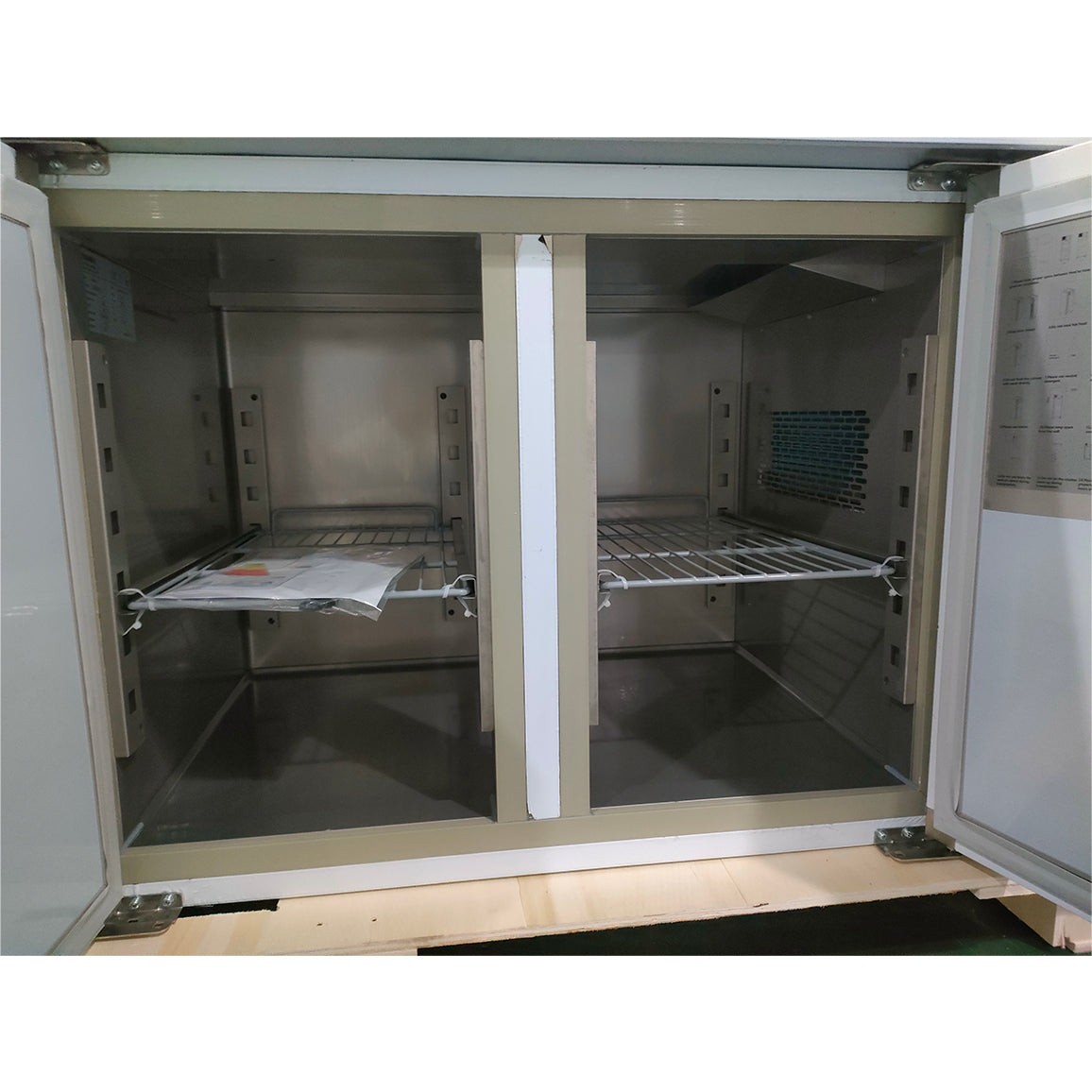 W-221010 - 2 Door Refrigerated Counter with Backsplash - 272L (GN2200TN)