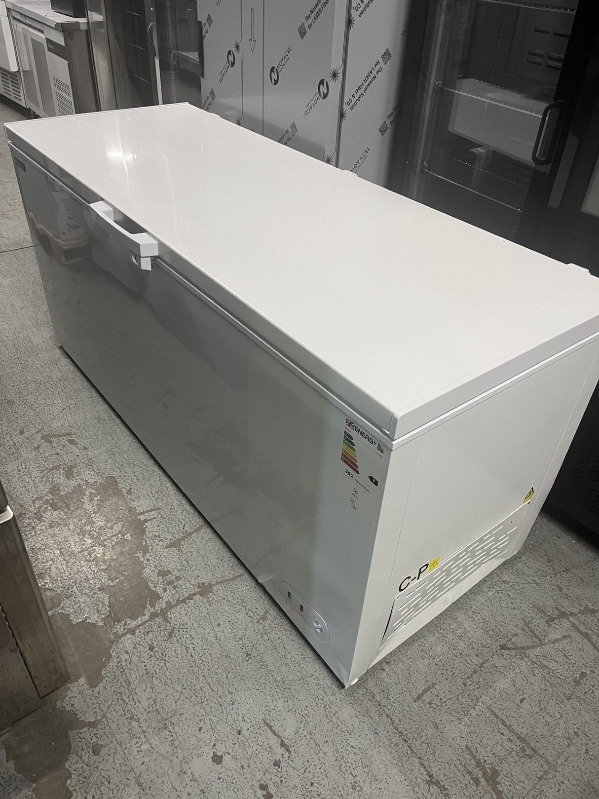 650 L Stainless Steel Lid Chest Freezer