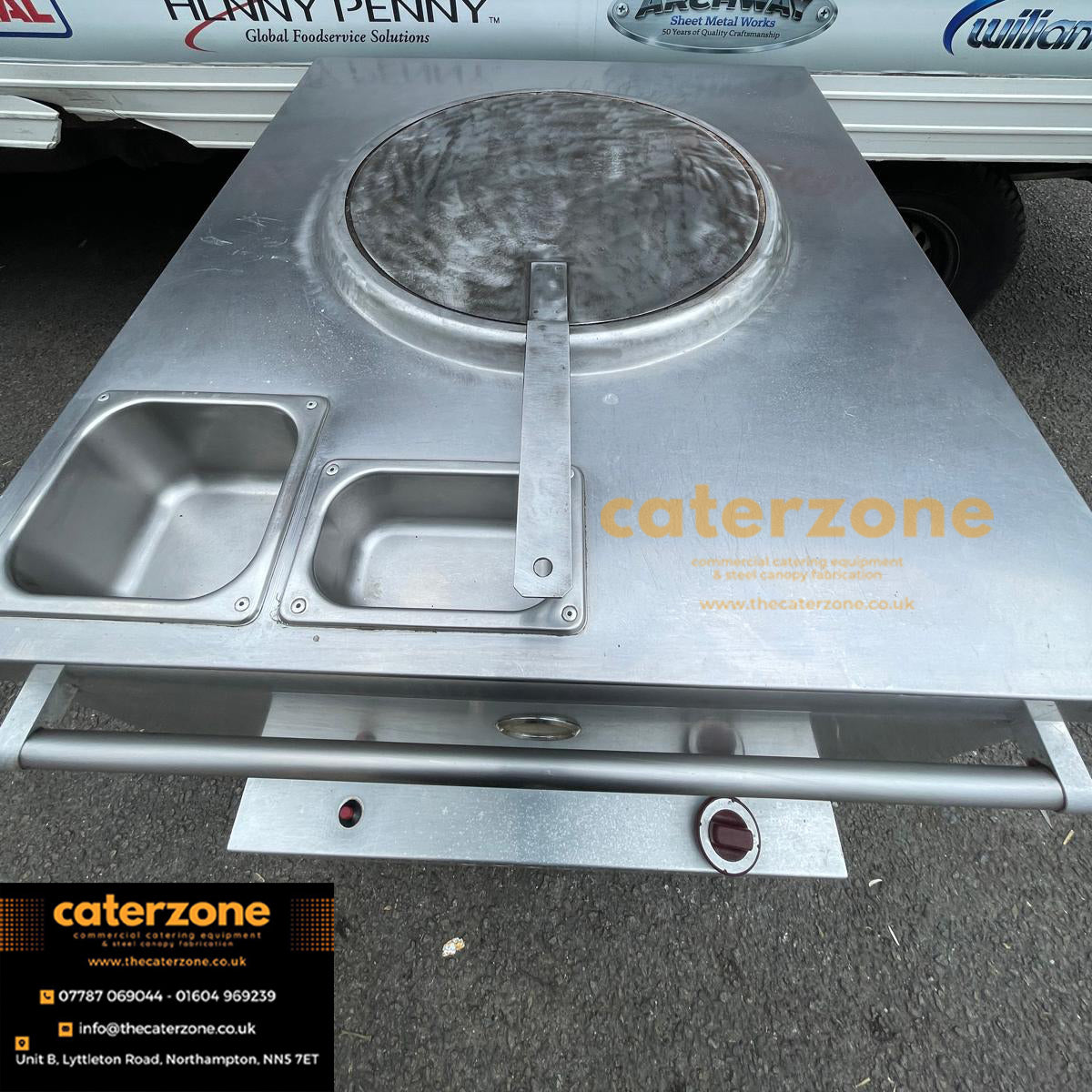 Tandoori Oven 70x82x89 (H) cm - Refurbished