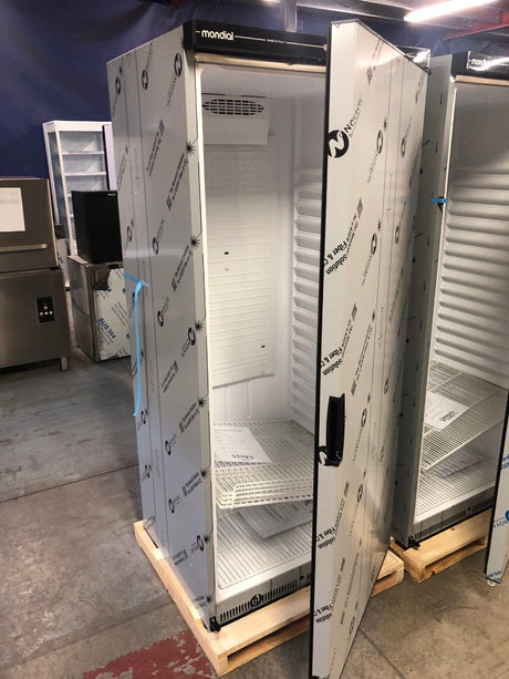 Graded 02212 Upright 640 L Single Hinged Door Refrigerator