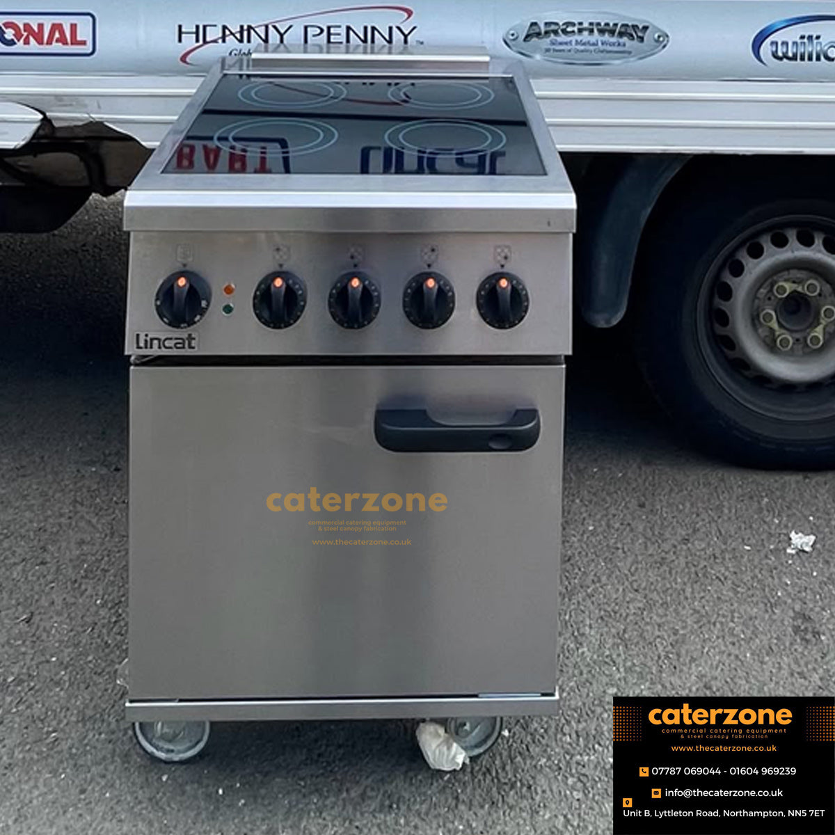 LINCAT Phoenix Electric Free-standing Induction Oven Range 4-Zone (1 or 3-Phase)-REFURBISHED]