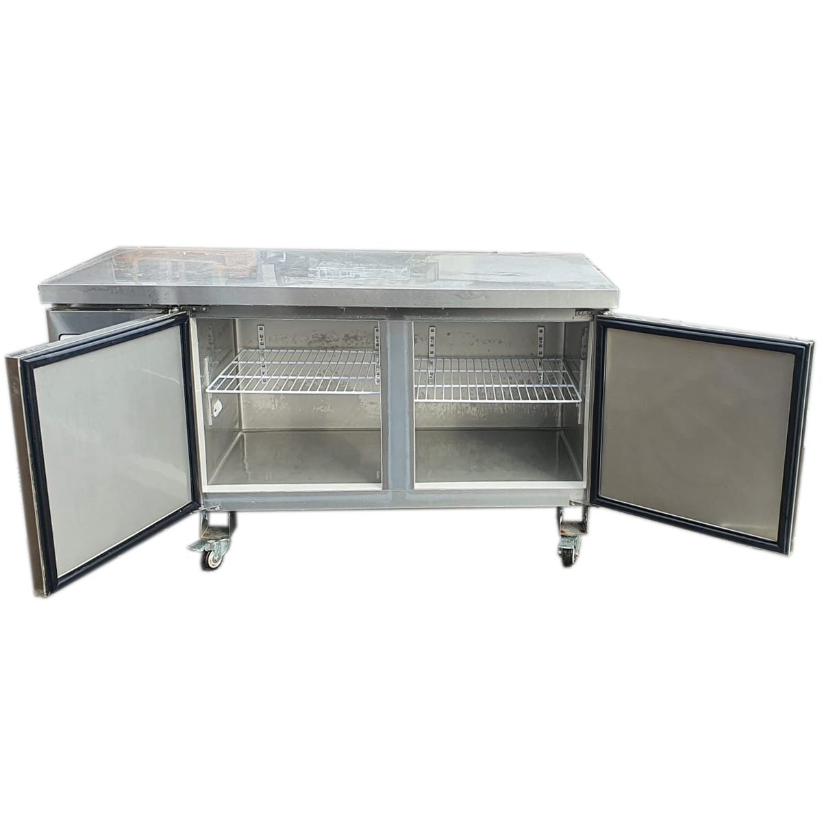 Bench Freezer 2 Door 406L Capacity 150x70x95cm - Refurbished