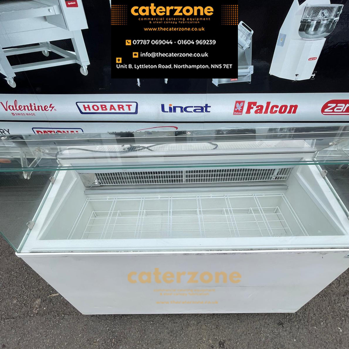 Ice Cream Display Freezer -Refurbished