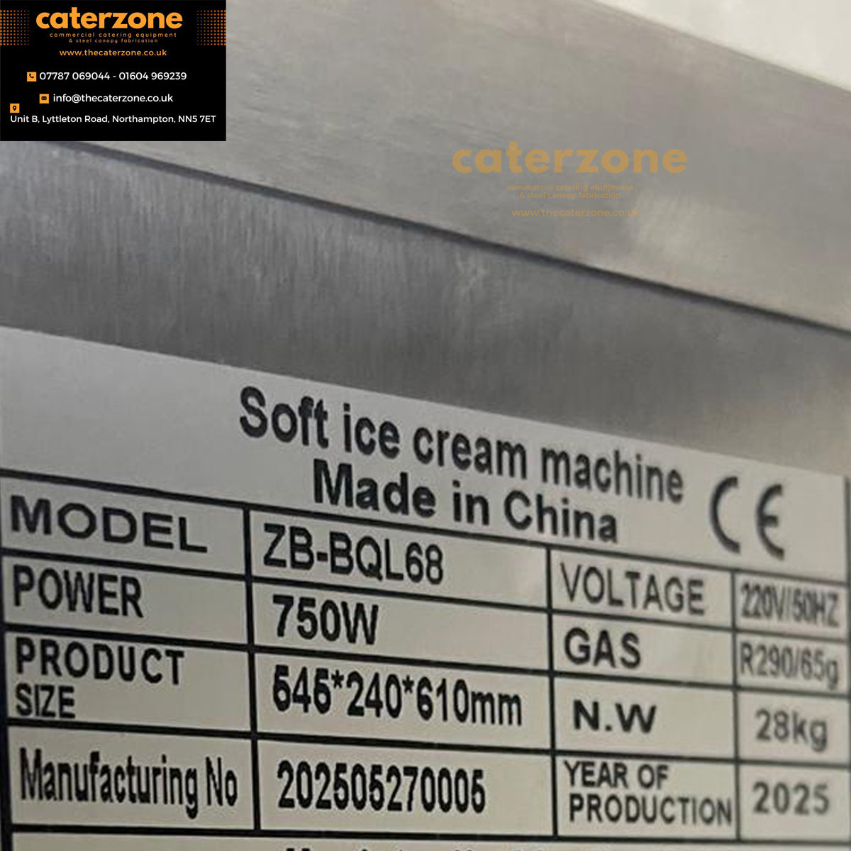 Ice Cream Machine, 8kg/h Output, Countertop Soft Serve Ice Cream Maker-NEW