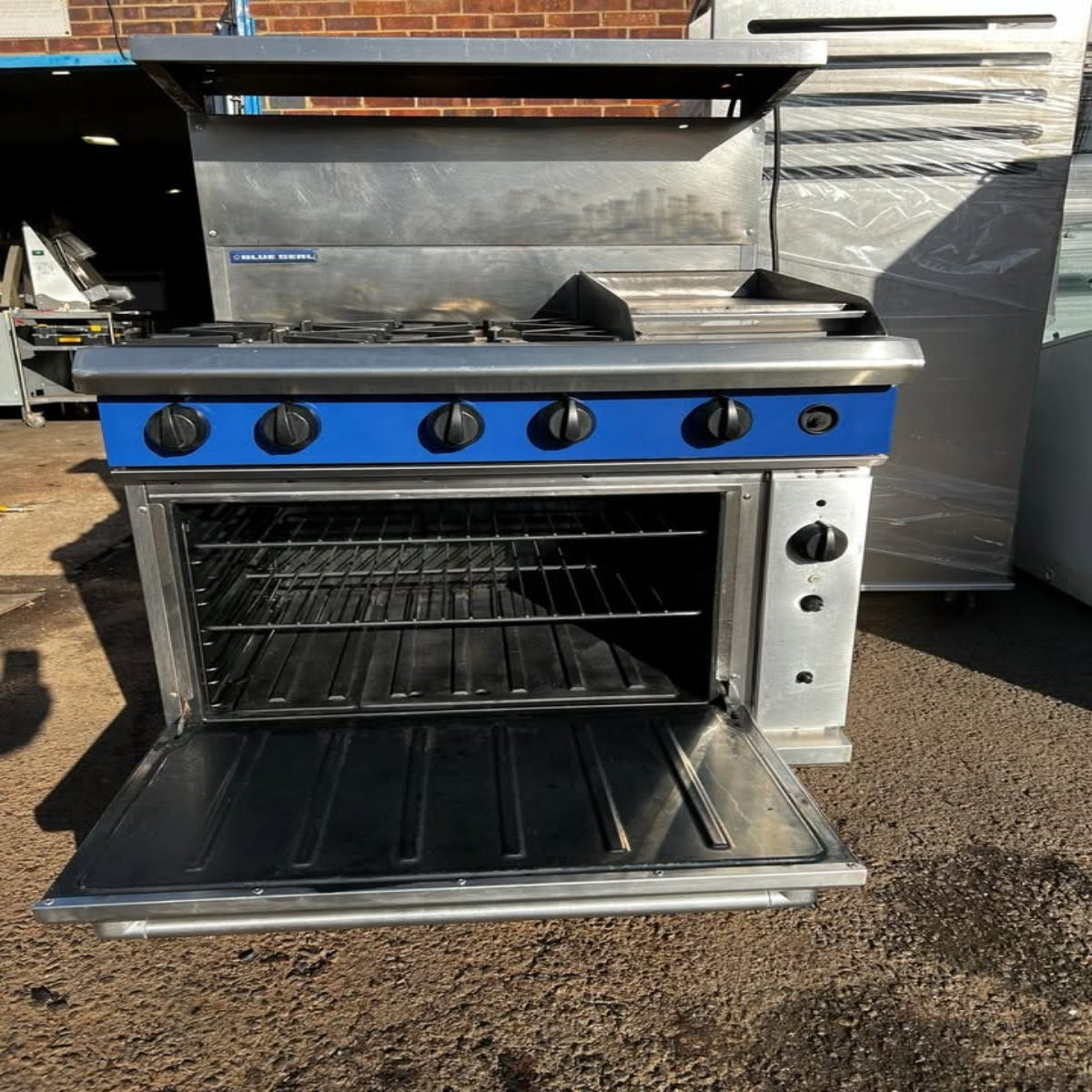 Blue Seal 4 Burner Cooker Range Oven with Hot Plate Refurbished
