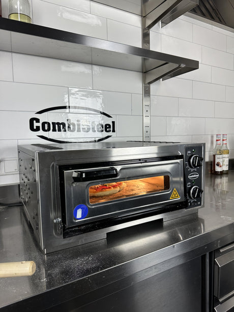 Commercial Catering Equipment - Compact Electric Pizza Oven - Bake Perfect 15-Inch Pizzas with Ease