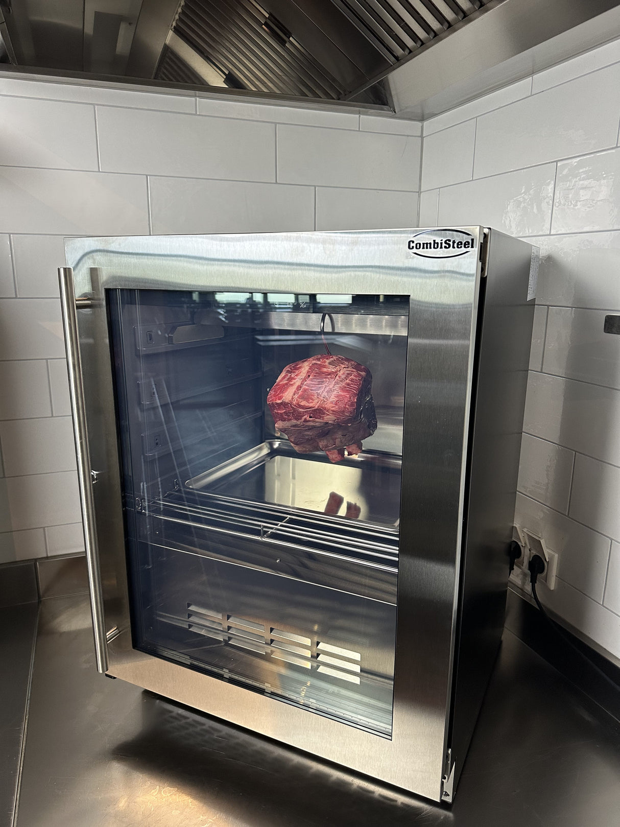 Premium 127L Combisteel Dry Age Cabinet - Model 7525.0100 for Perfectly Aged Meats