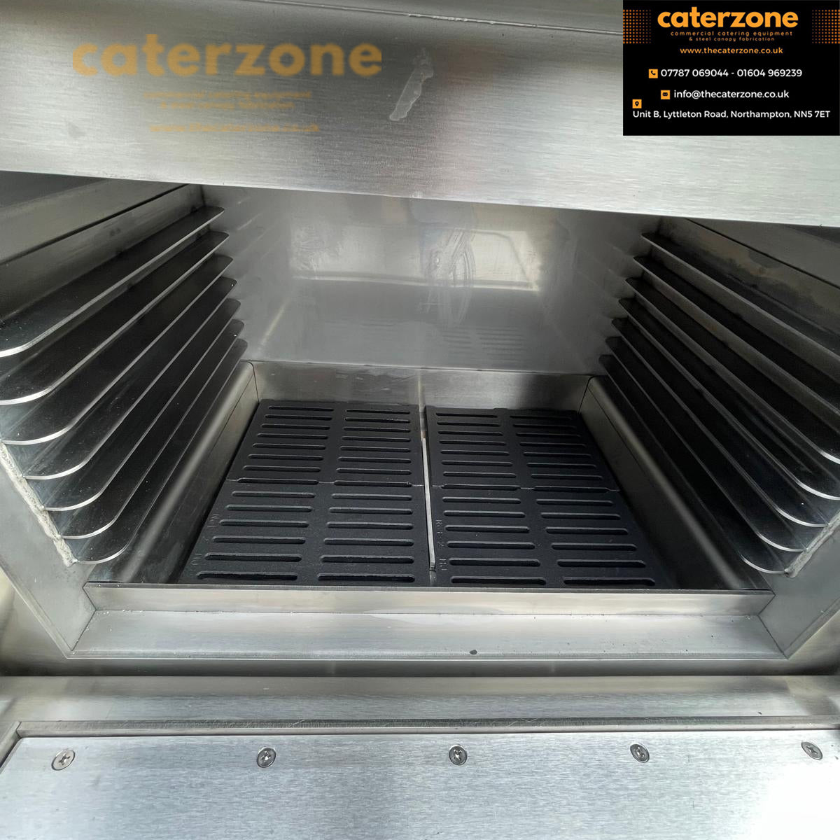 Buffalo Charcoal Oven- B GRADE